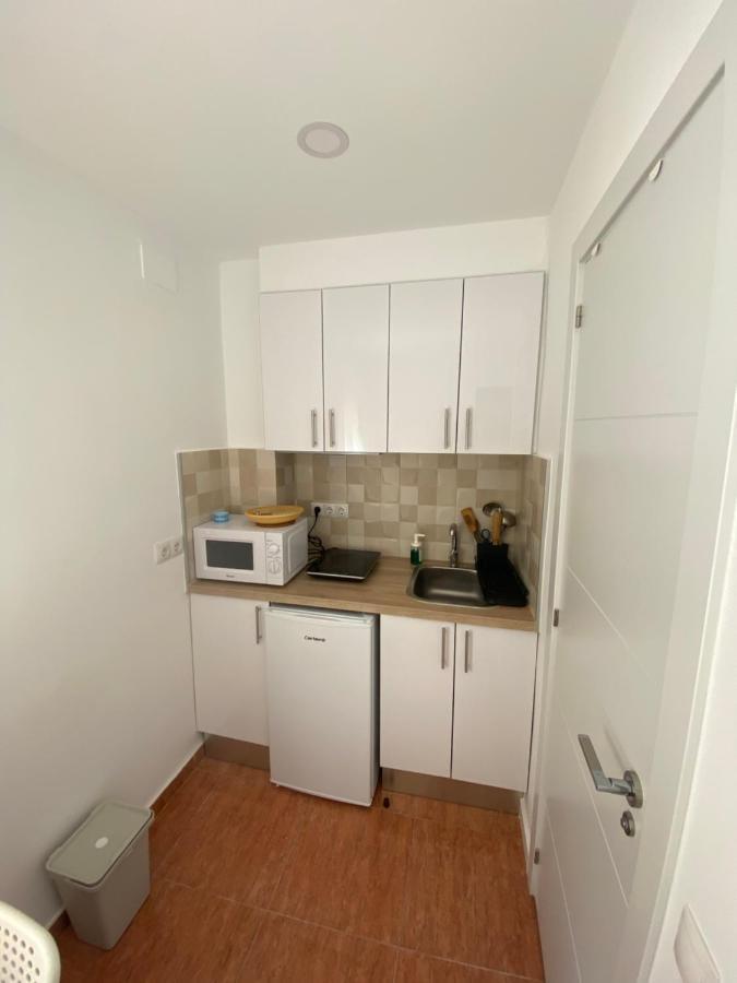 Habitaciones Con Bano Y Cocina Privada Valencia Exterior photo